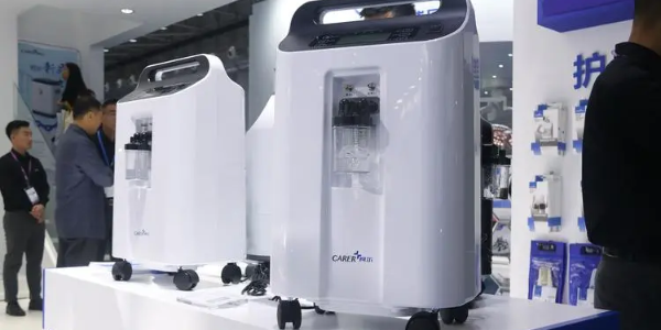 制氧機(jī)一定要用濕化瓶嗎？很多家庭忽略的吸氧細(xì)節(jié)