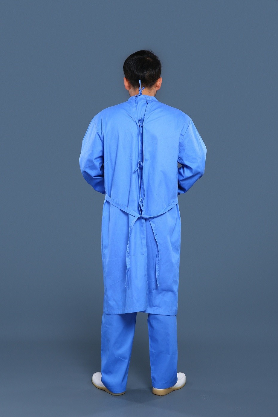 藍色手術(shù)衣背面