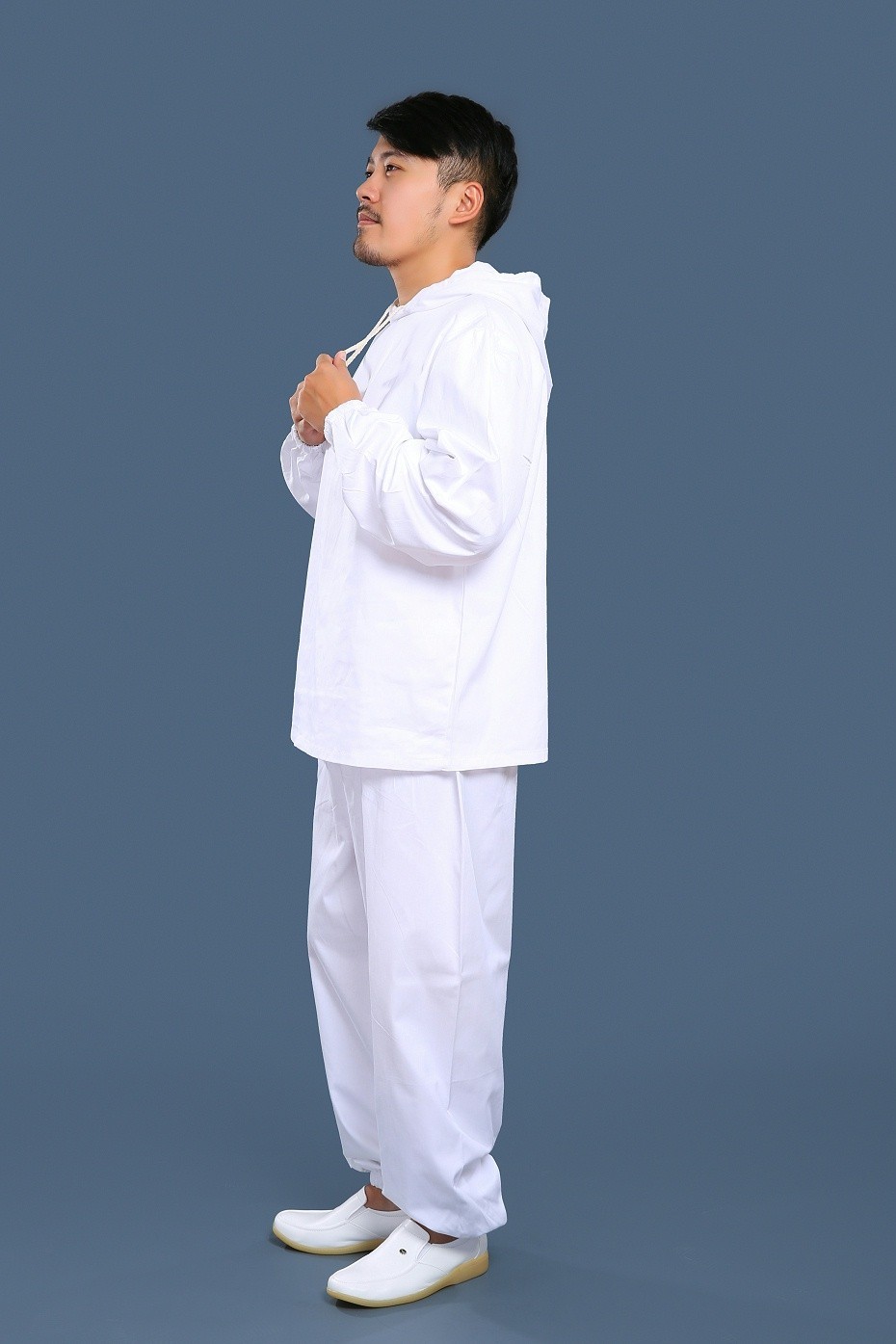 分體式防護服側(cè)面