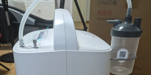 制氧機(jī)不是奢侈品：家庭、急救與高風(fēng)險(xiǎn)人群的實(shí)用指南