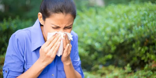 洗鼻不是“灌水”：掌握這幾個姿勢，秋季鼻炎不求人